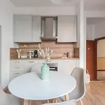San Lazzaro House - *